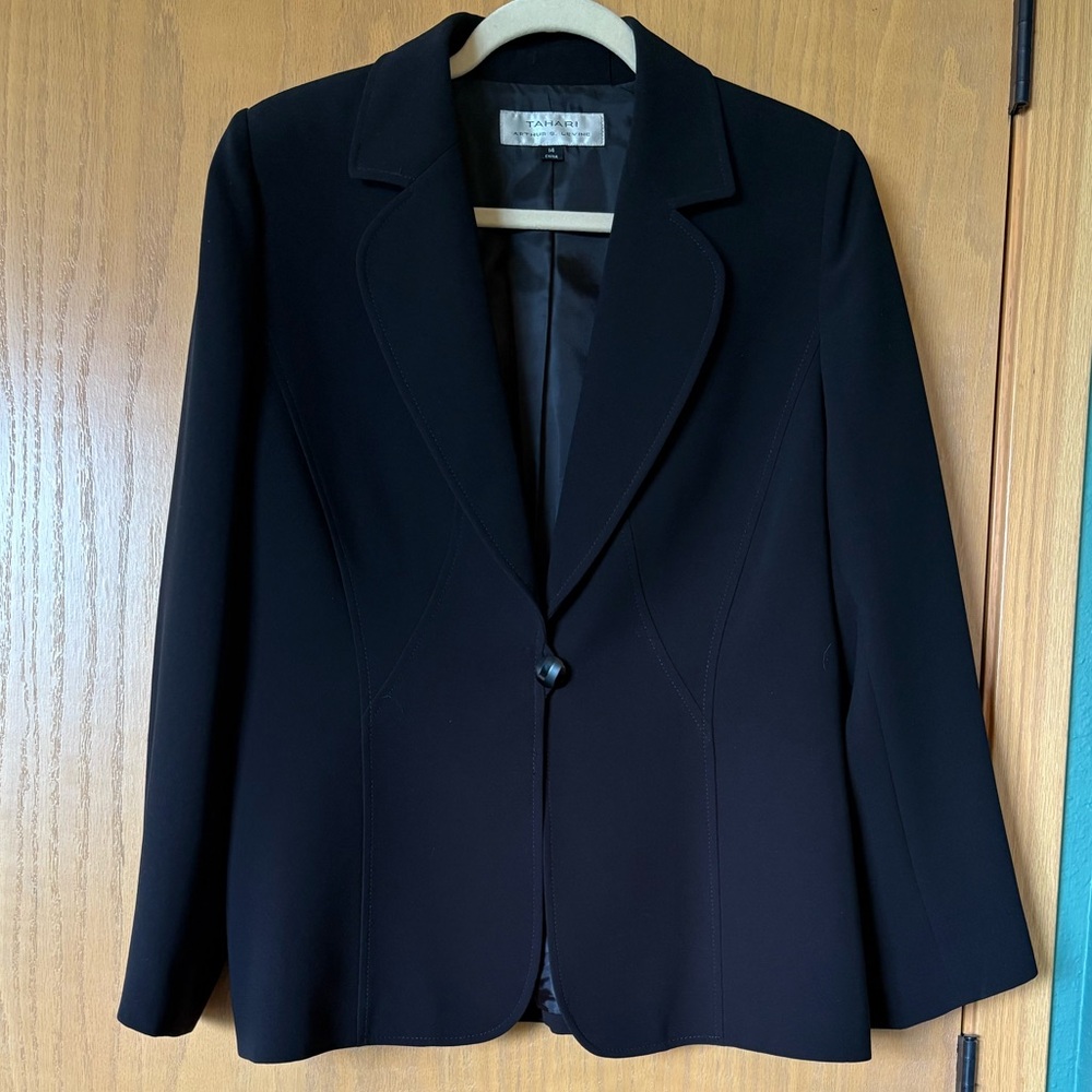 Tahari Black Blazer Classic Tailored Suit Jacket